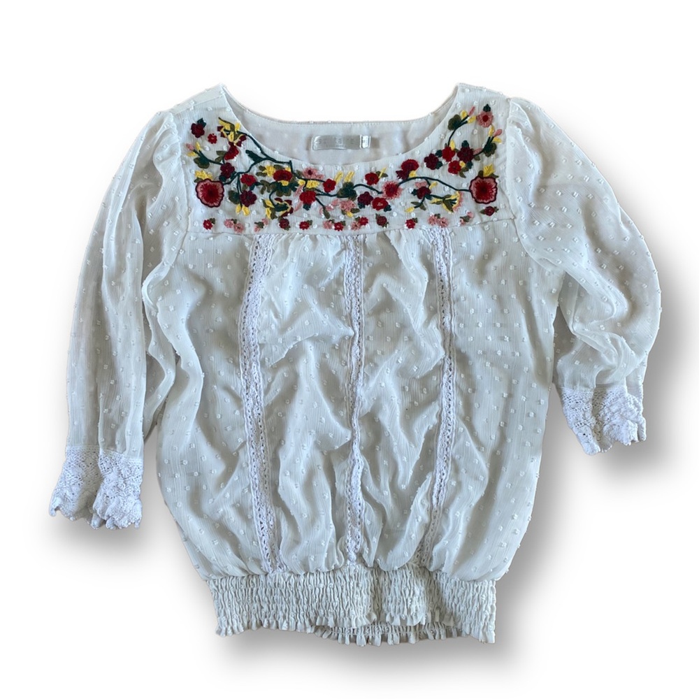 Solitaire embroidered peasant top with dots and lace 3/4 sleeve - Picture 1 of 8